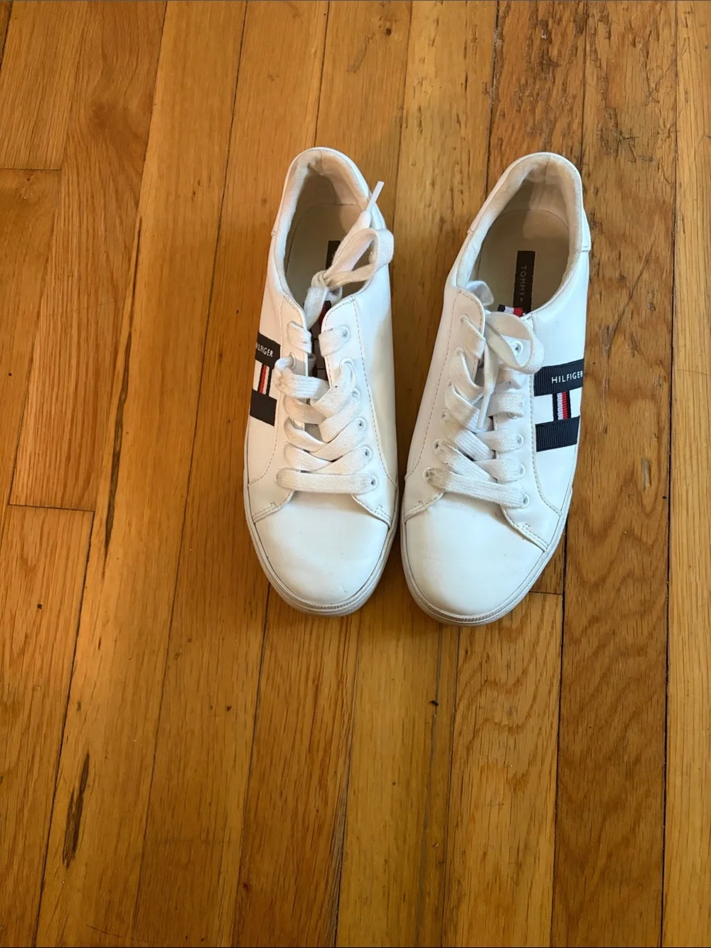 Tommy Hilfiger White Leather Sneakers with Red & Navy Stripe Sz. 7.5